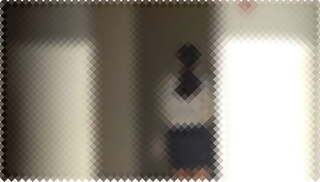 【尾行盗撮】パイパンお姉さんのM字開脚脱糞