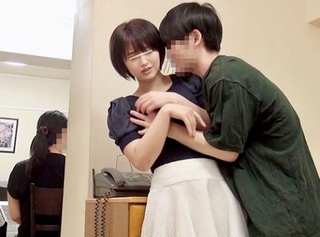 企画でセックスしちゃった姉弟のその後を追跡！家でもヤリまくっていた！