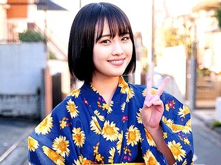 ［企画］素人ナンパ‼『謝礼GETしませんか❓️』花火大会に向かうスレンダー浴衣娘と野球拳対決❤