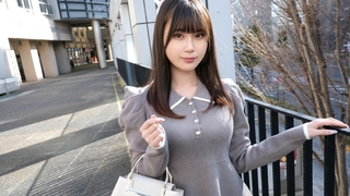 激美女地下アイドルの久々セックス！！華奢な身体をビクビク跳ねらせ、アイドルらしからぬ喘ぎ声を上げる淫乱模様！！愛液をドバドバ垂らし、ライブ中では絶対に見せないおマンコ大開脚で興奮度マックスの淫乱アイドルに、手マンとクンニの二刀流で応戦！！手マンされながらアイドルの自己紹介をさせられ、アイドルの自分と淫乱な自分をグチャグチャにかき回されて豪快に潮吹き大噴射！！久々のセックスで初めての巨根を食レポフェラ！！そのまま巨根丸飲み正常位で豪快にイキ散らかす淫乱アイドル！！ベッドの上で乱れる様はもはやアイドルではない！！ただ一匹のメスだ！！【初撮り】ネットでAV応募→AV体験撮影 2364