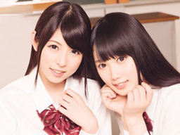 親友で両思いの女子校生たちの心に秘めていた想いが溢れ出す百合ストーリー