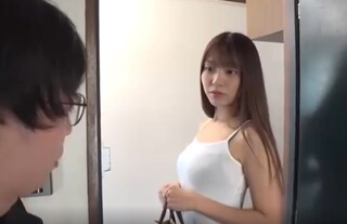 隣の巨乳美人妻にムラムラして強制連続中出し！
