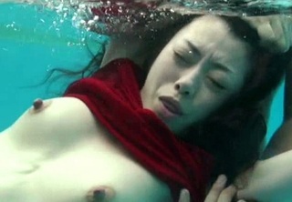 《北条麻妃》「きゃぁぁ！」スレンダー巨乳おっぱい清楚美魔女おばさんがプールで襲われ苦悶と快楽に襲われる激ヤバイやつｗ