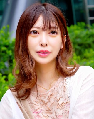 ☆人妻ナンパ☆ ２８歳だという高級感あふれる大人可愛いセクシーランジェリーをお召しになった美人奥さまがとびきりスケベな淫乱メス犬に豹変！浮気はダメだと分かっていながらもビンビンに尖らせた大粒のクリトリスに快楽を与え続けられて性的欲望が覚醒した欲求不満の人妻が魅せる淫らな姿を見逃すな！