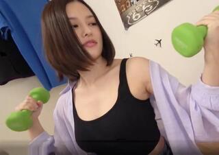セクシーボディの筋トレ系美女が引き締まった極エロボディでエッチにフェラチオハードsex