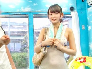 【MM号／NTR】ロリ顔の激カワ彼女にエロマッサ！ミラー越しの彼氏の前で他人チンポに絶頂イキ♡