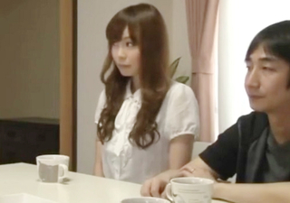 【若妻NTR】「ほ、本気なの！？」兄とSEX中に部屋から出てきたスレンダー巨乳おっぱいの義理の姉のマンコに入れて寝取る！
