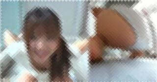 【屋外排泄】浣腸汁を噴射させてからウンコを大量に捻り出す胸チラ女子。ベランダに立派な巻きグソが！