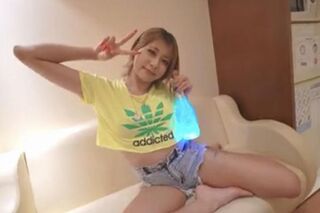 ヤリマンオーラ漂うスケベなギャルとハメ撮りセックス 一色彩葉