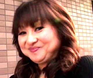 『熟女たちが童貞宅を訪問して筆おろしSEX・小野寺梓×藤沢けい』「おばさんたちがキミを男にしてあげるね」