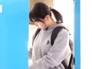 〖センズリ鑑賞〗オナサポだけじゃないんですか？たわわなバストを揺らして、まさかの中出し