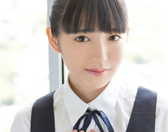 制服に黒髪ポニテール、色白肌に薄ピンク乳首のロリ指数が高い美少女が初な反応で可愛くエッチ