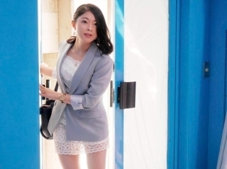 〖マジックミラー号〗白金に住む産後マダムを口説いてエロ施術 三十路熟女が悶絶