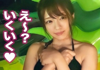 【ナイトプールナンパ２０２０】「え、いいよ♡」スレンダー巨乳おっぱの清楚美人なギャルお姉さんを夜のプールで口説いてH！
