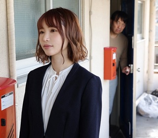 【OLレイプ】剥ぎ取られたパンスト越しにチンカス肉棒ぶち込まれて弄ばれる美乳娘