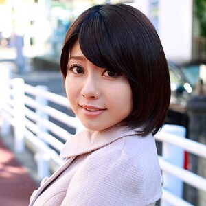 安西栞