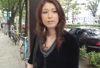 《美魔女》「いくっ♥いっくぅぅ♥」スレンダー美乳おっぱいの人妻熟女おばさんがホテルで旦那を裏切る他人棒とのガチ交尾！ｗ