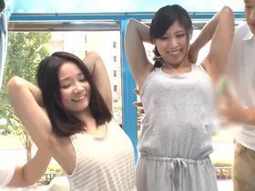 無防備なアラフォー奥様2人組をナンパしてリンパマッサージと偽り4Pファック！