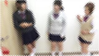 【肛門ゆるゆる】友達の前でうんこ漏らしちゃう関西弁JK。糞汁を垂らしながらトイレへ。