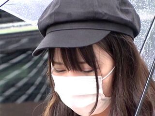 素人企画で谷間ビッチちゃんがえちえちSEX！ギシギシ網タイツ着エロ正常位でズコって顔射！