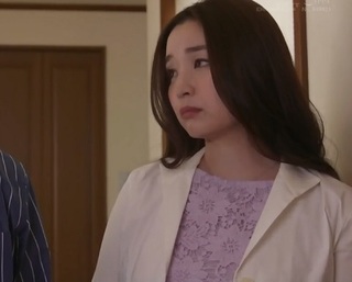 義理の息子に洗脳されて夢中でちんぽをしゃぶり散らかし奉仕する主婦
