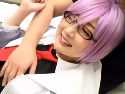 コスプレアイドルと他のファンに隠れてH♡