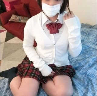 淫乱女子校生が制服姿で激しくセックス！巨乳ボディを揺さぶり激しいファックに何度も悶絶イキまくり