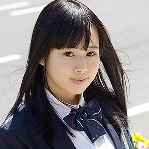 塚田しおり