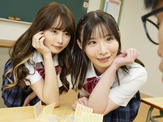 〈JK〉ベロキスに耳舐めに乳首舐めながら足で肉棒スリスリ…真面目なメガネ男子を痴女ってダメダメにしちゃう