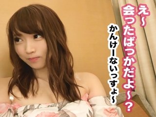 見た目以上にエロかったギャル『リアルな素人女子のエッチには興奮するｗｗｗ』アナル丸出しでSEXに絶頂する姿は堪らん！