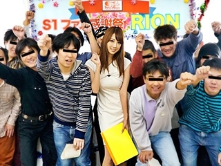 【ファン感謝祭】Jカップのデカパイ女優がご奉仕♥『いつもありがとうございます♥』デカパイ美女とエッチ★