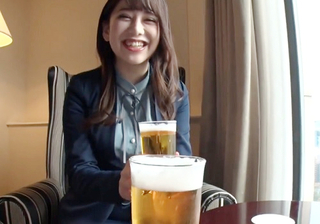 《超美人OL》「気持ちぃです♥」スタイル抜群！スレンダー美乳おっぱいの綺麗で優しい美人お姉さんとシティホテルで交尾！！