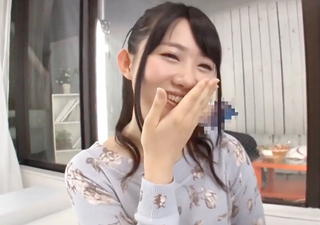 【モニタリング企画】「恥ずかしぃ♡」彼氏がマジミラの向こう側にいるのに友達とエロミッションからのSEXしちゃう清楚美女！