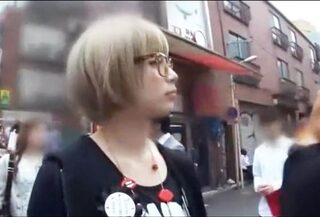 〈ラブリードール〉例のぱ●ゅぱ●ゅ似というかもじりというか、まあそんな感じでちんぽ咥えたりしてるんですが普通にヤバい感ww
