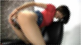 ラップおむつの中に脱糞するガリガリ女子。臭いと言いながら電マをあてて汚臭オナニー！