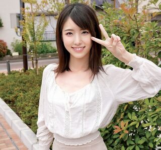 早漏が治るようにオナホ手コキ、パンツ素股でトレーニング…生素股中にヌルっと生挿入！