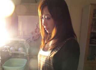 【人妻熟女ｘ辱め】「あなた、許して…」スレンダー巨乳おっぱいの綺麗な美魔女おばさんが近所のダメ男にオカされ感じちゃう！