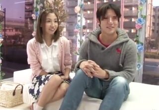 〈MM×女子大生〉端的に友だちまんこに友だちちんぽを挿入できるかというゲス企画ですが触ったら勃たないわけないじゃんww