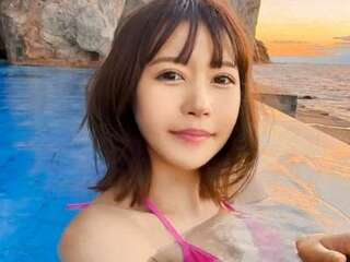 素人企画でホクロ童顔ロリ妻がえちえちSEX！密着ハメ撮り正常位！正常位でズコって顔射ックス！