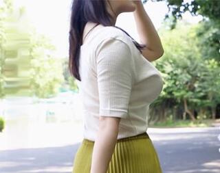 たっぷり豊満巨乳のドエロ奥さんが登場！自らの性欲を満たすために他人のチンポに身を委ねる…