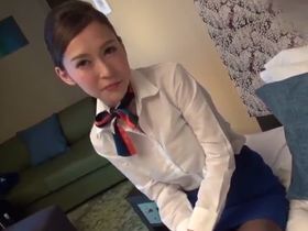 ナンパされた心優しい美人CAがモテナイ男性のお悩みをカラダを張って解決！