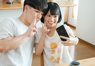 【NTR】「ねぇ♡挿れてよぉ♡」スレンダー美乳おっぱいのロリ可愛い幼馴染と彼女がいない数日の間にひたすらHにふけるｗ