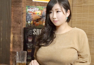 人妻ナンパ「いっぱい突いてぇ♥」三十路のぽっちゃりムチムチ巨乳おっぱいのお肉が凄い素人美魔女・美熟女おばさんに中出しｗ