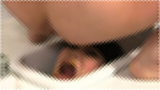 【人間便器】大きく口を開けて半泣きで激臭うんこを受け止める女性。どんな味だった？…
