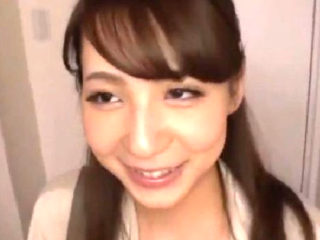 『30歳デリヘル嬢に本番お願いしたら…』「おばさんも我慢できなくなっちゃった…」たっぷりサービスしてくれる人妻風俗嬢。