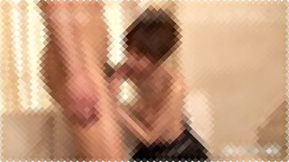 【巨乳】麻美ゆま ズボンを脱がし焦らしながら亀頭を舐め回し咥えてきた巨乳美女のテクに堪えきれず口内射精してしまった！