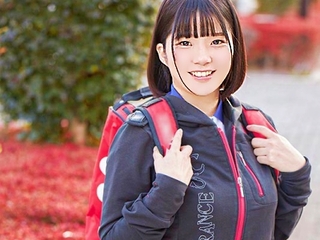 ≪素人ナンパ≫スポーツ女子が感じまくりの筆おろし♡ボーイッシュ部活ＪＫと赤面して童貞君と二人きりｗ