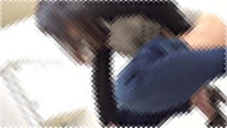 【便所盗撮】高い位置から小便大便ぶっ放す小動物顔のハイヒール女性。跳ね返りが怖い…