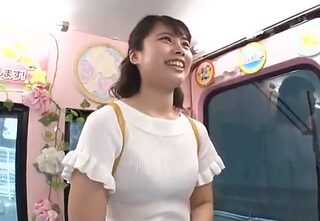 〈マジックミラー号×女子大生〉卒論に悩む女子大生。女性の労働という意味でまだまだ働きやすい企業は少ない。この道がいんじゃね？ww