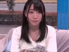 バラエティ番組の企画を装いナンパした女子大生二人組にエッチな質問してデカチン即ハメ！